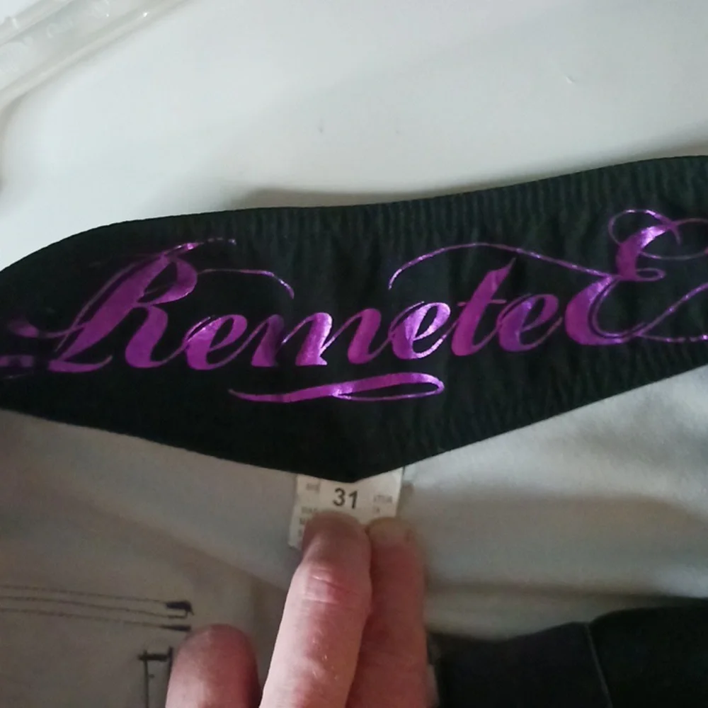 Remetee gothic roses